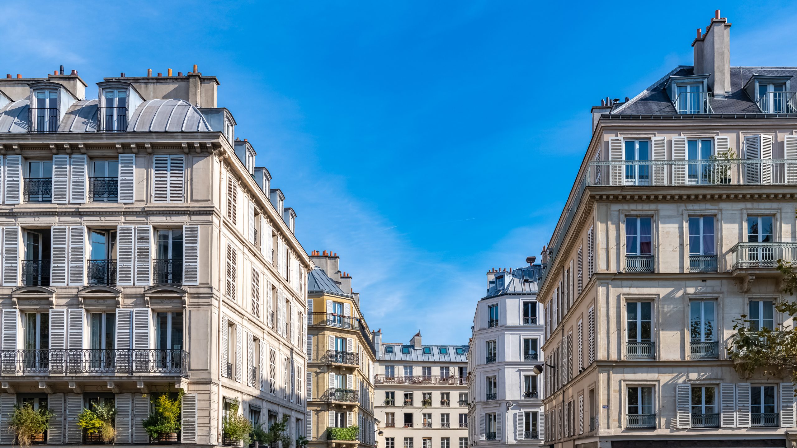paris beautiful buildings scaled